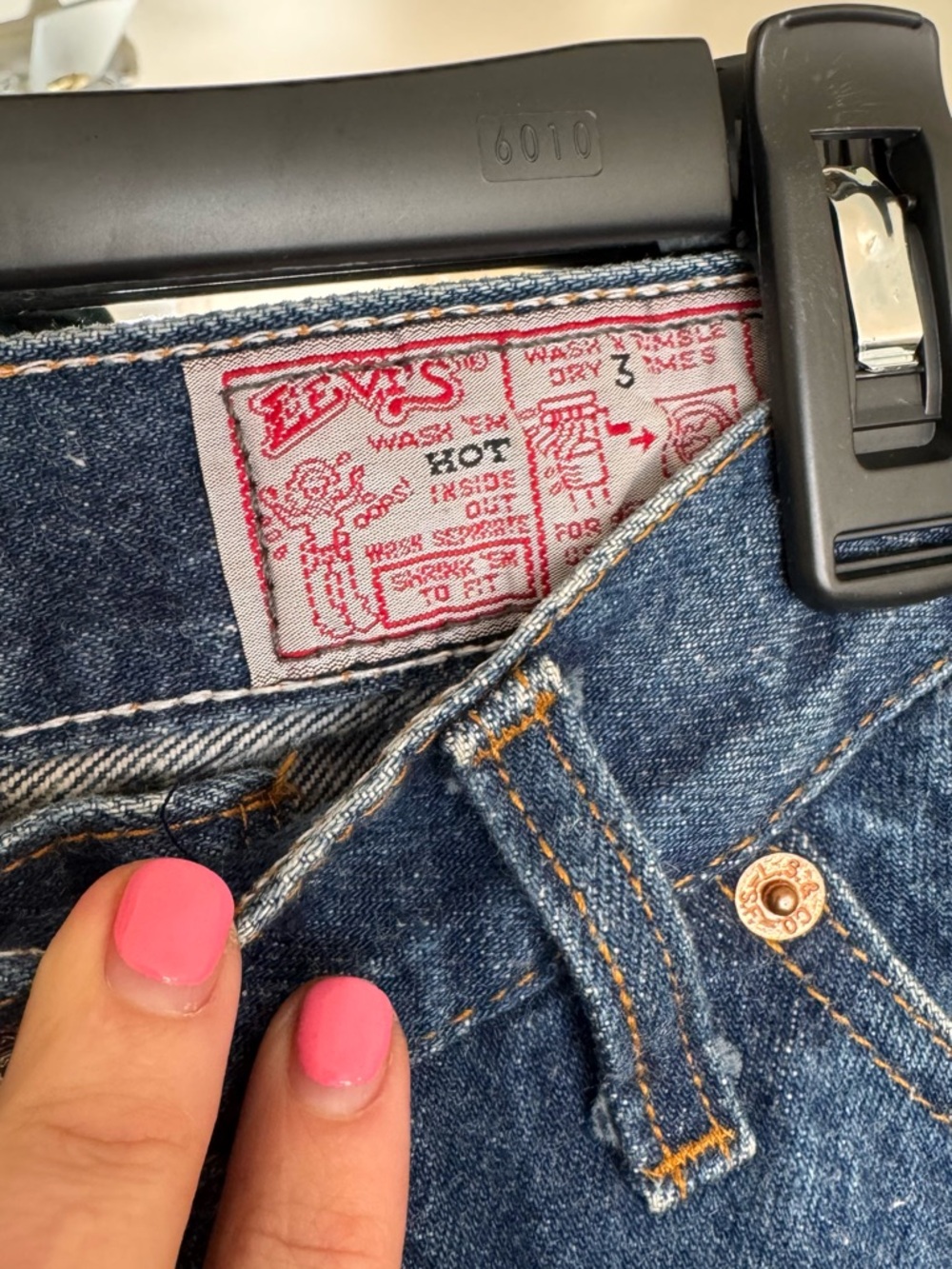 VINTAGE LEVIS - Picture 3 of 6